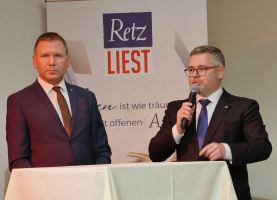 Stefan Lang (starosta města Retz) a Ludwig Schleritzko (zemský rada Dolního Rakouska)