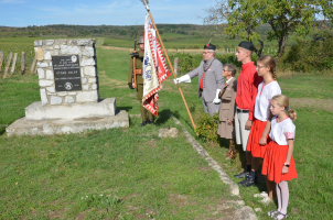 Znojemští sokolové při písni Hoj vzhůru pestrý sokole.