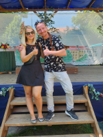 s přítelkyní Žanetou,