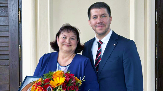 „Debile“ a „kreténe“, měla podle žáků říkat oceněná učitelka. Rivolová: „Takto nemluvím“