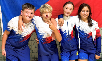 Třetí nejlepší v Evropě jsou cyklisté ze Základní školy v Kravsku: Tobiáš Černota, Štěpán Doležal, Zuzana Havlíková a Tereza Langová. foto: Eva Langová