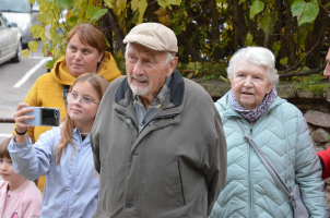 Josef Vlasák a Miloslava Klimtová, dva sběratelé starých fotografií.