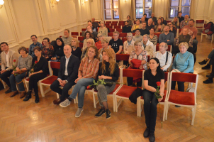 Zájemci o přednášku obsadili většinu míst v horním sále Znojemské Besedy. foto: -MEM-