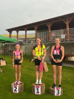 67042e01-julie-cibere-dobehla-na-2.miste-v-hlubokych-masuvkach.jpeg