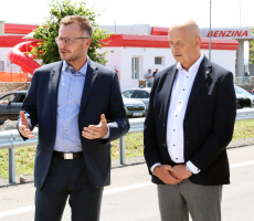 Místostarosta Těšetic Zdeněk Nekula a náměstek hejtmana Jihomoravského kraje Jiří Crha