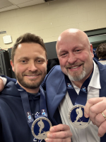 Miloš Pojer s trenérem Patrikem Augustou.