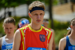 e1b6c6b7-vilem-na-startu-mistrovskeho-zavodu-v-behu-do-vrchu.jpeg