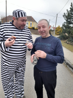 f0ed7674-vevcice-opat-s-andelem-2.jpeg
