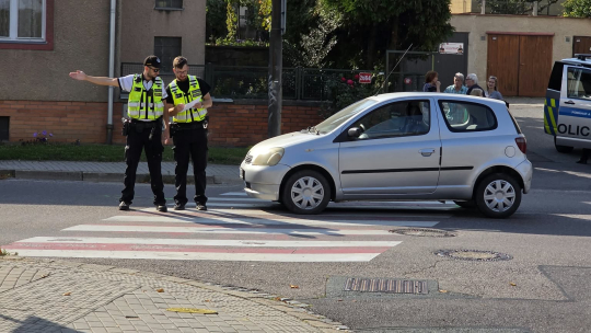 Řidička srazila na přechodu v Přímětické ulici seniorku