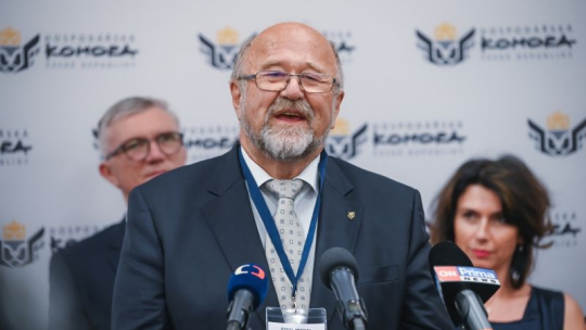 Stíhaný Štefl dál zůstává ve vedení znojemské hospodářské komory