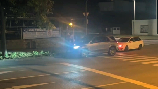 Dvě znepřátelené skupiny řešily spor, na místo vyjížděla policie