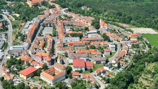 V Moravském Krumlově se rýsuje volební souboj. Strany půjdou samostatně, kampaně plánují za desítky tisíc