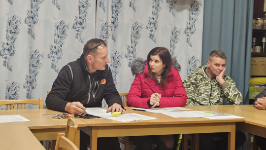 Trápí Dolenice zápach z chovu prasat?