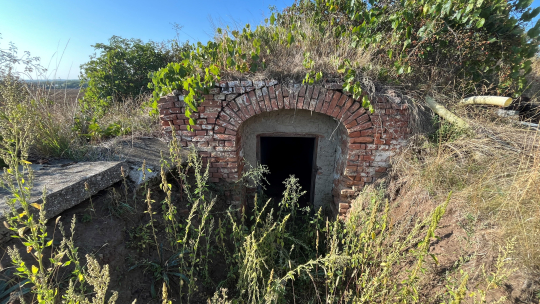 Město Znojmo nabízí k prodeji zemní sklepy v příměstské části Derflice