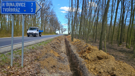 Přes 77 milionů do vody a kanalizací: Největší projekty míří do Tvořihráze a Dobšic