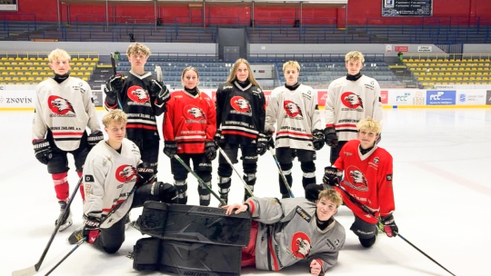 Kadeřníci z Přímky a hokejová makeover akce