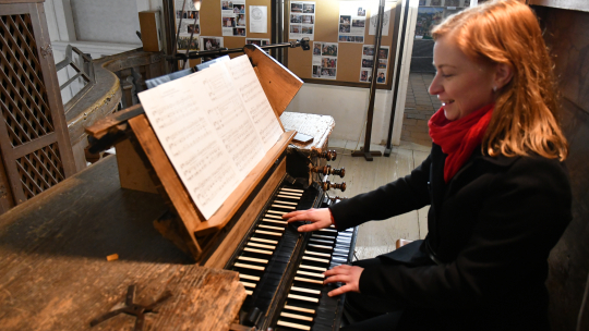 Velebné tóny louckých varhan znějí již 350 let