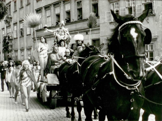 Komunisté místo krále chtěli Žižku