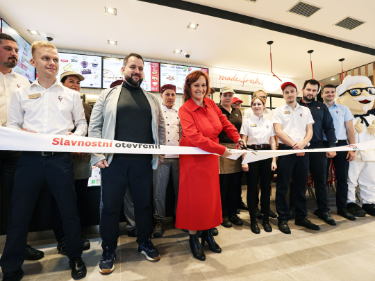 Otevření druhé restaurace KFC ve Znojmě vzbudilo zájem