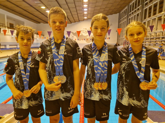 Plavecký pohár ČR 10letých a 11letých: Úspěchy plavců PK Znojmo v Havířově a Hodoníně