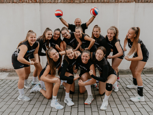 Základní část 2.volejbalové ligy juniorek U20 skončila  pro VK PFN  Znojmo naprosto nad očekávání