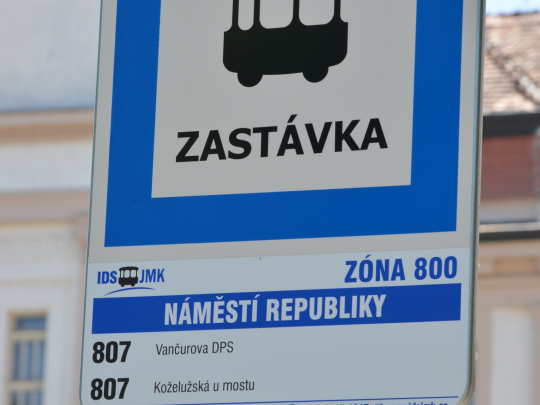 Na označení autobusových linek se příliš nespoléhejte
