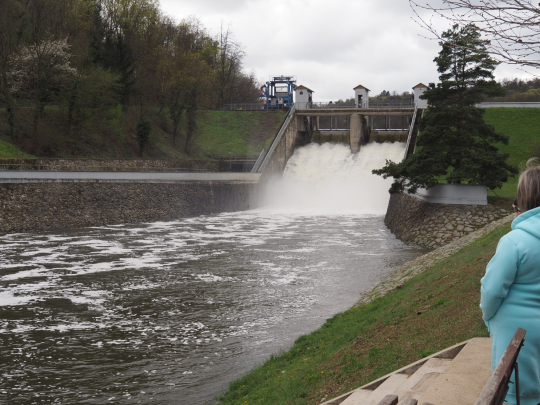 Zapršelo, ale nebezpečí nehrozilo