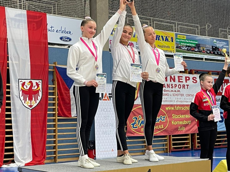 f82a5446-pahoreckacaklovamatouskova.jpeg